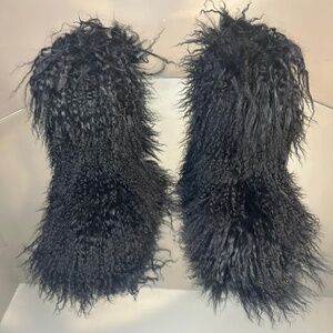 Short Real Fur Shaggy Boots sizes 9.5,10 only